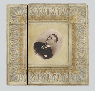 Piastrella, dalla American Encaustic Tile Company Ltd., prodotta a Zanesville, 1895 da American School